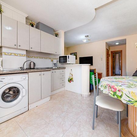 Apartment Studio Relax Torrevieja Bagian luar foto