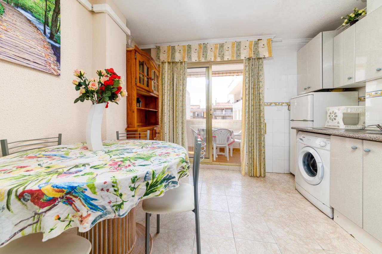 Apartment Studio Relax Torrevieja Bagian luar foto