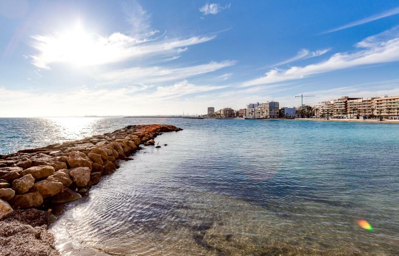 Apartment Studio Relax Torrevieja Bagian luar foto