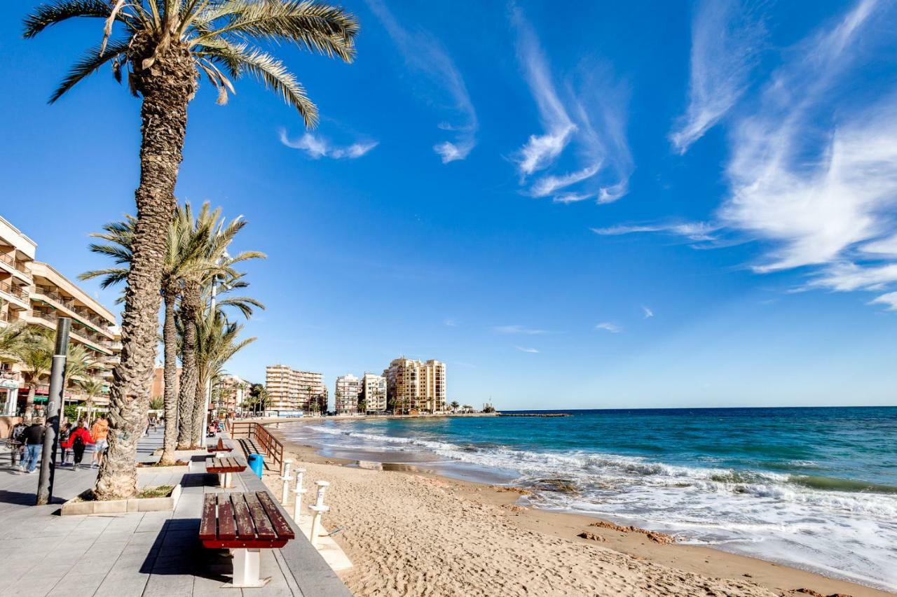 Apartment Studio Relax Torrevieja Bagian luar foto