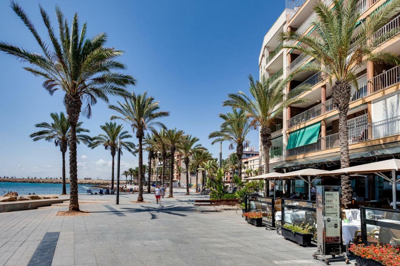 Apartment Studio Relax Torrevieja Bagian luar foto